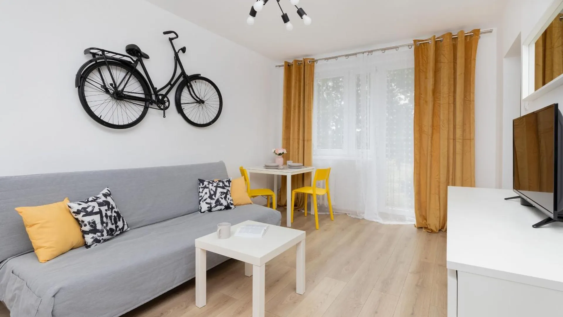 Apartament Sunny Studio Opolska With Balcony In Gdansk By Renters